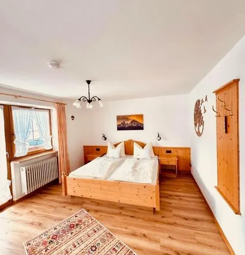 Gaestehaus Marchler Vendégház 3*